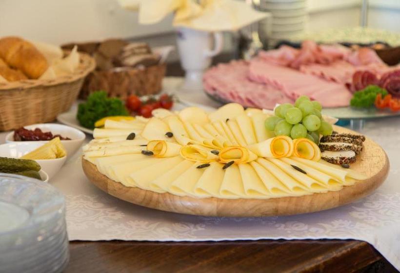 Отель Grüner Heinrich Bett&frühstück