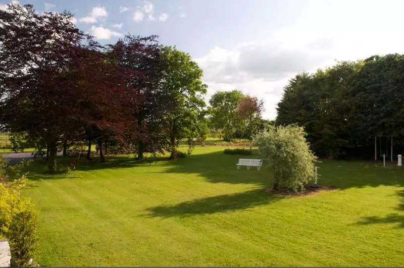 The Castle Country House B&b