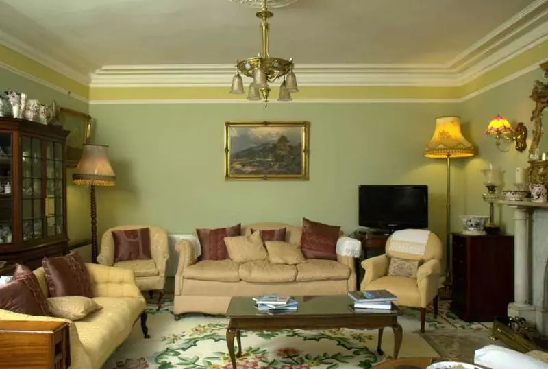 The Castle Country House B&b