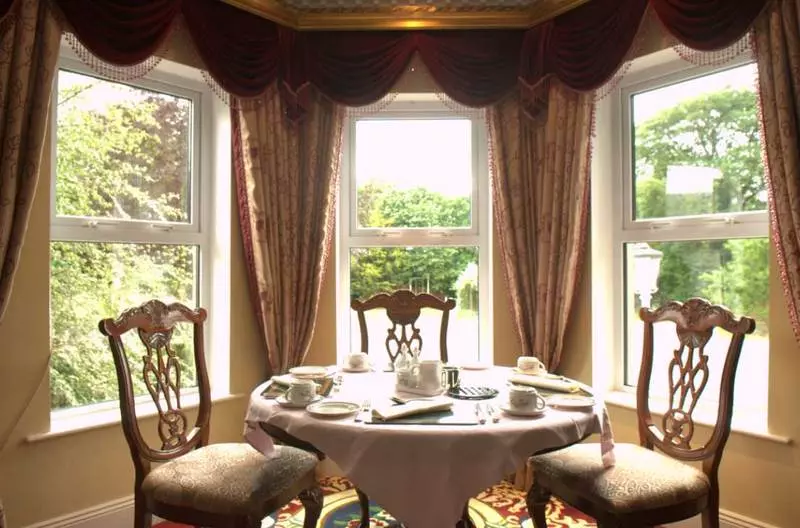 The Castle Country House B&b