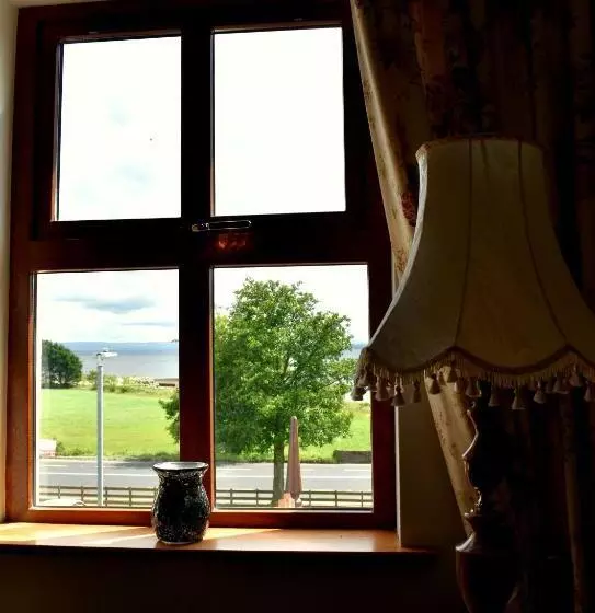 The Meadows B&b