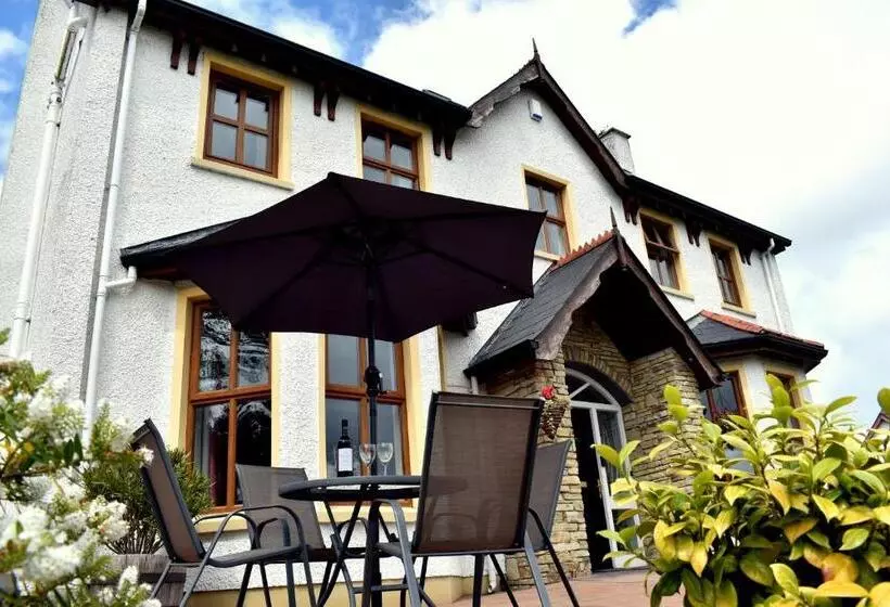 The Meadows B&b