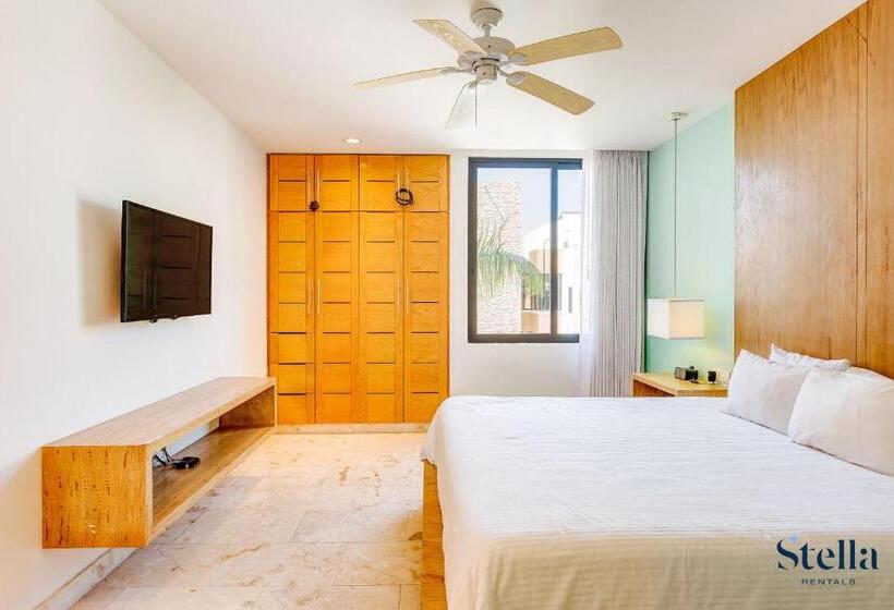A Nah Apartments, Rooftop Pool, Walking Distance To 5th Avenue