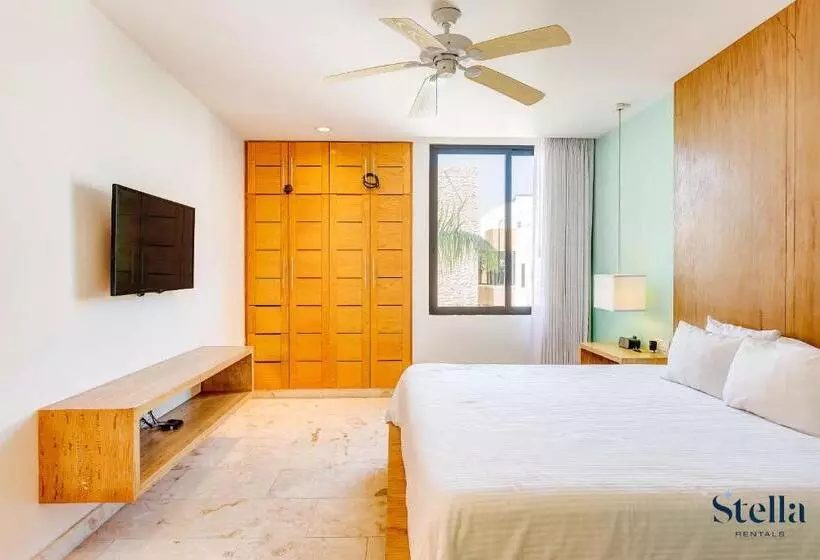 A Nah Apartments, Rooftop Pool, Walking Distance To 5th Avenue