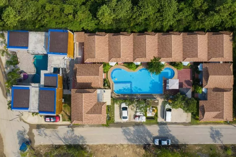 Charm Resort Chaam