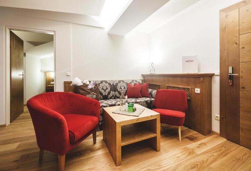 Familien Und Wellnesshotel Hanneshof