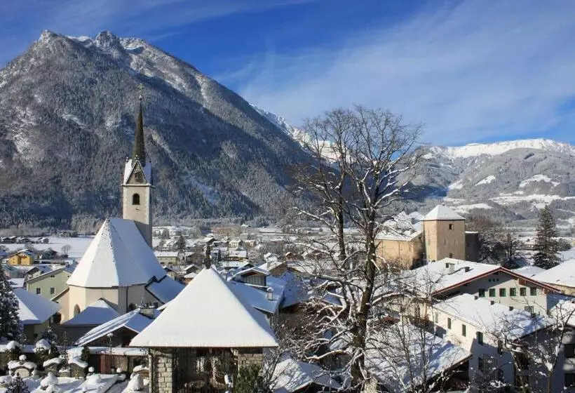 Gasthof Hotel Hauslwirt