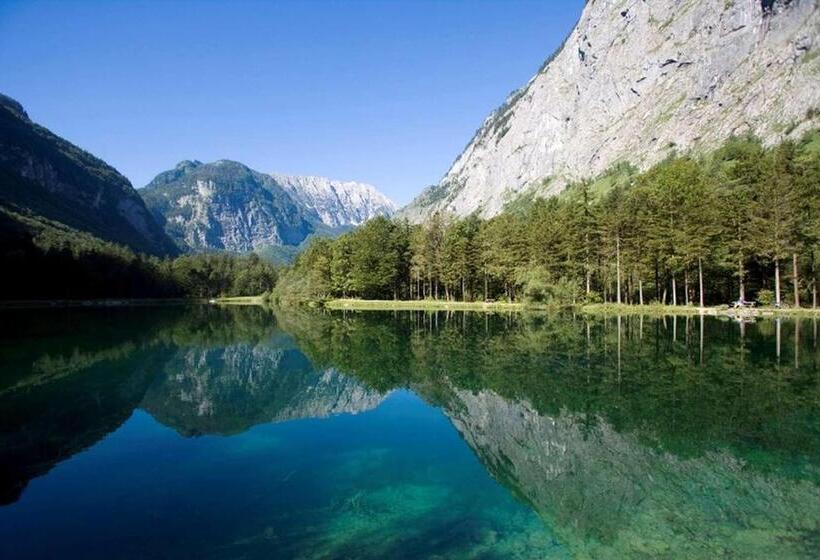 Gasthof Hotel Hauslwirt