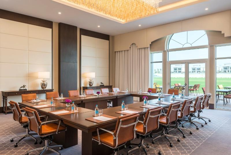 Отель Al Habtoor Polo Resort