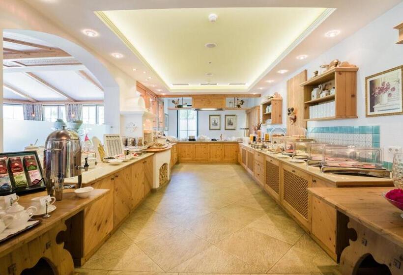 فندق Alpenschlössl