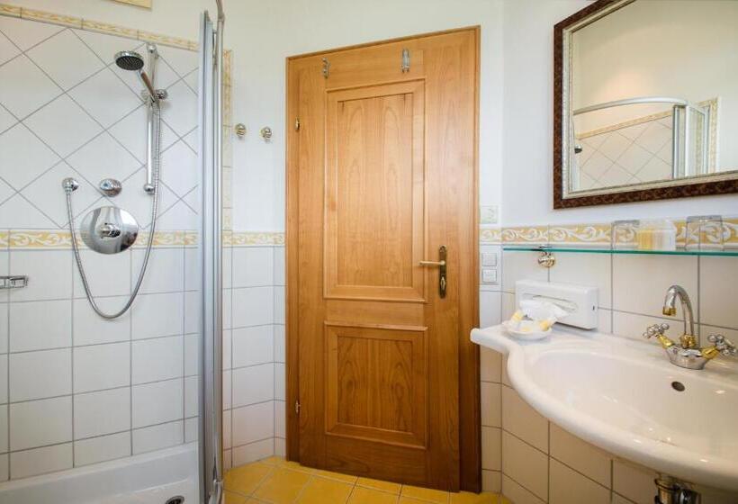 فندق Alpenschlössl