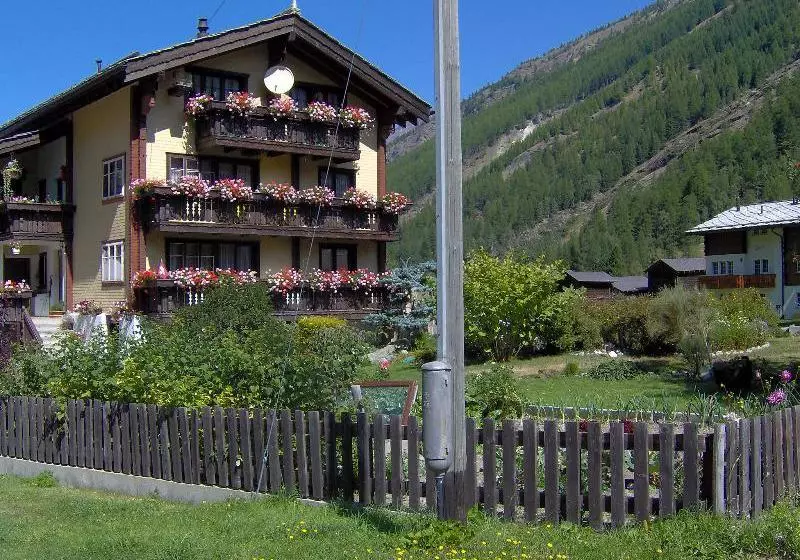 هتل Amici