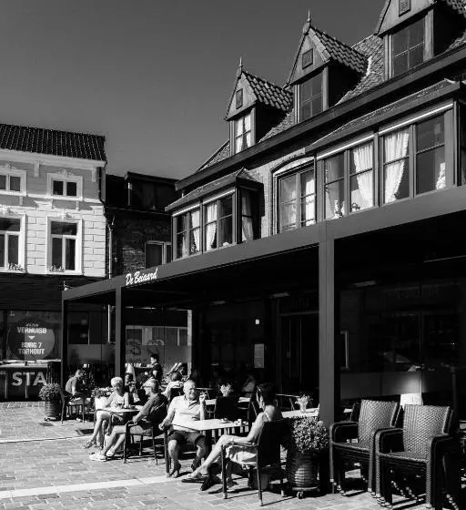 Hotelli Brasserie De Beiaard