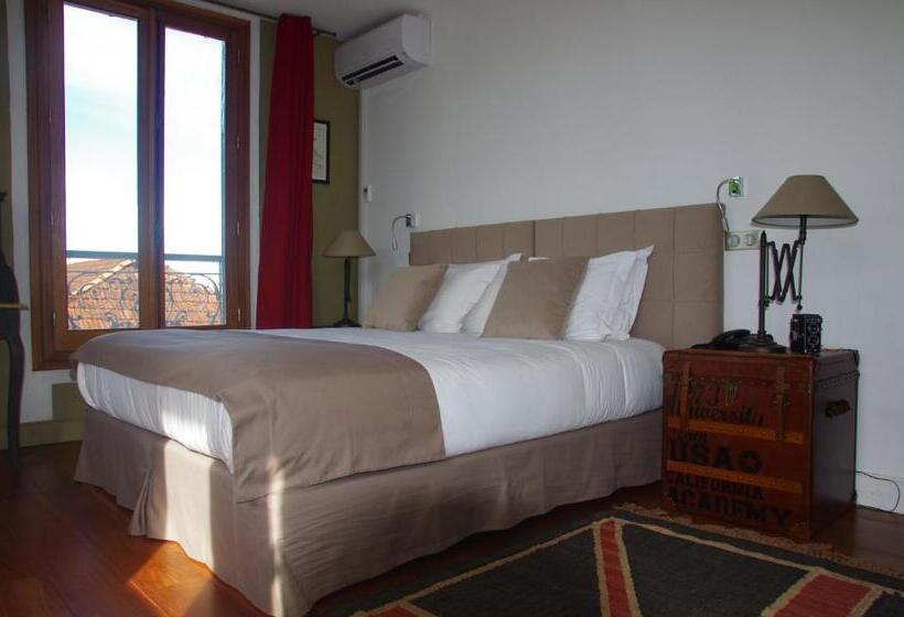 هتل Hôtel Des Palmistes