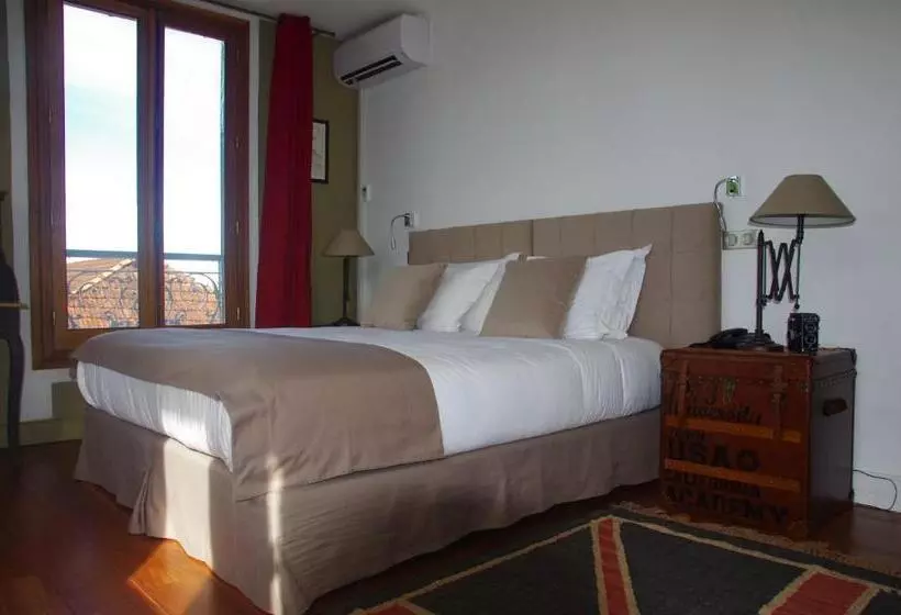 هتل Hôtel Des Palmistes