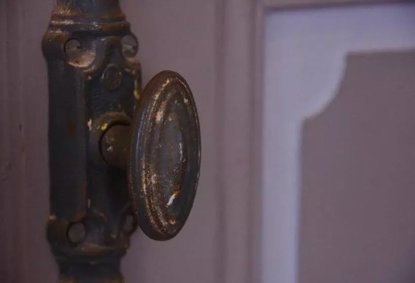 هتل Hôtel Des Palmistes