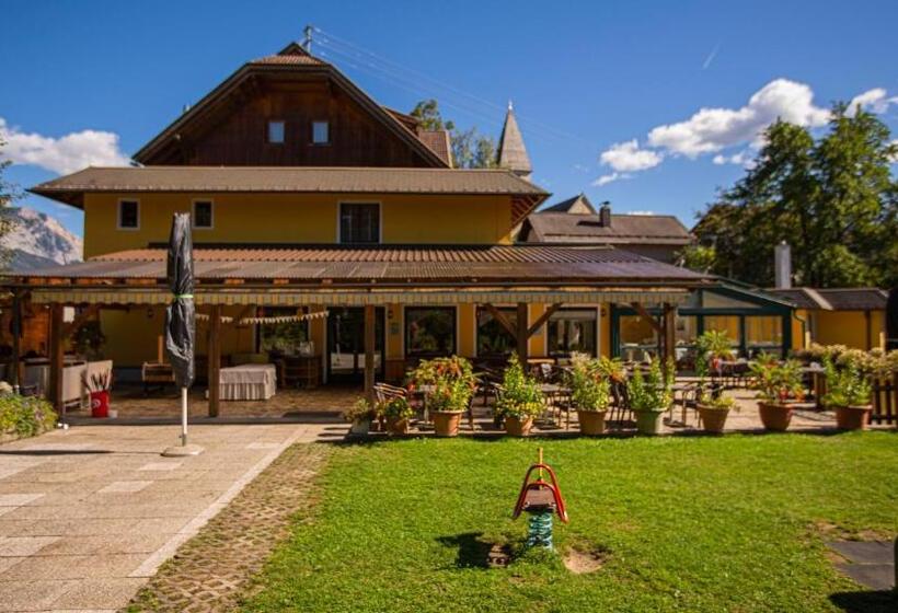 호텔 Karnischer Hof