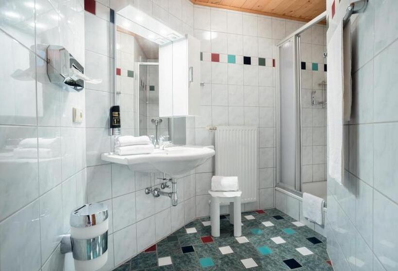 호텔 Karnischer Hof