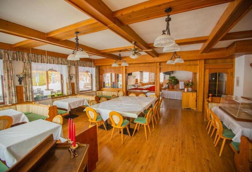 호텔 Karnischer Hof