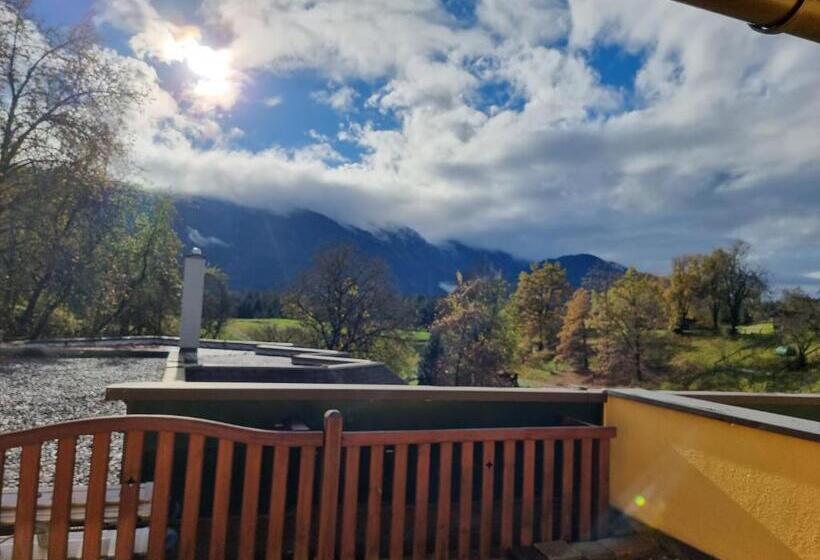 호텔 Karnischer Hof