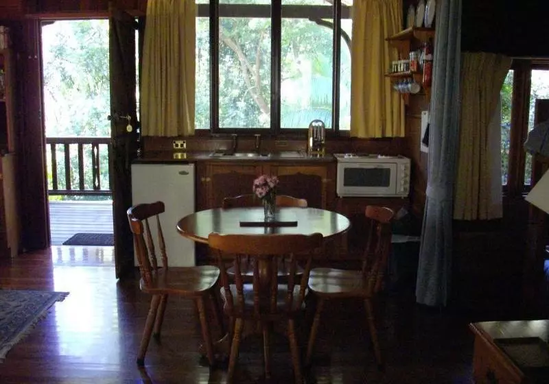 هتل Koompartoo Retreat Bellingen