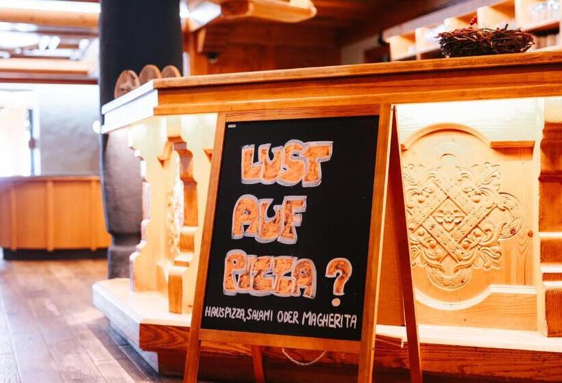 Wellness Aparthotel Lechlife Incl Pool 400m Zum Skilift