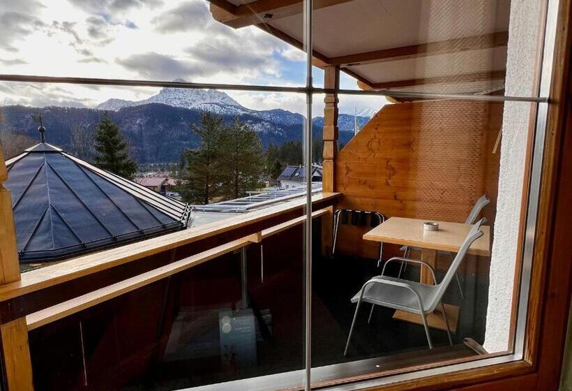 Wellness Aparthotel Lechlife Incl Pool 400m Zum Skilift