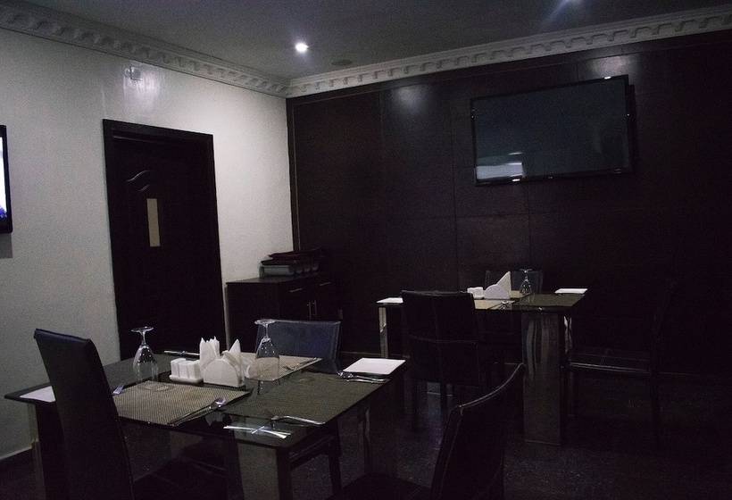 Maidaville Hotel And Suites