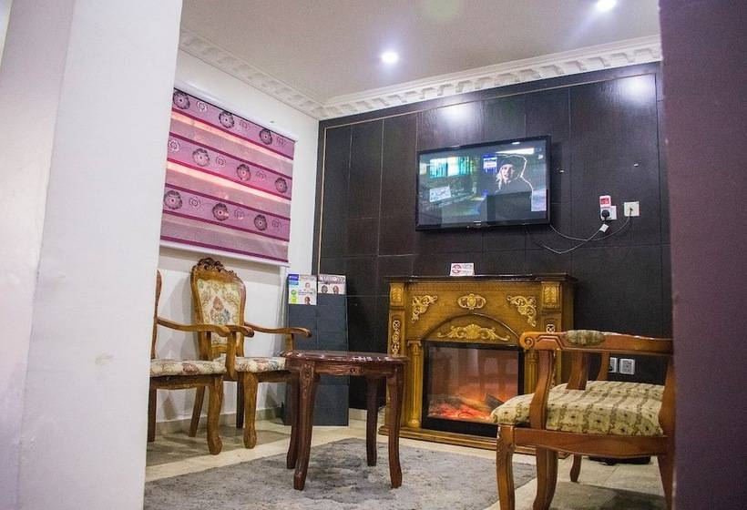 Maidaville Hotel And Suites