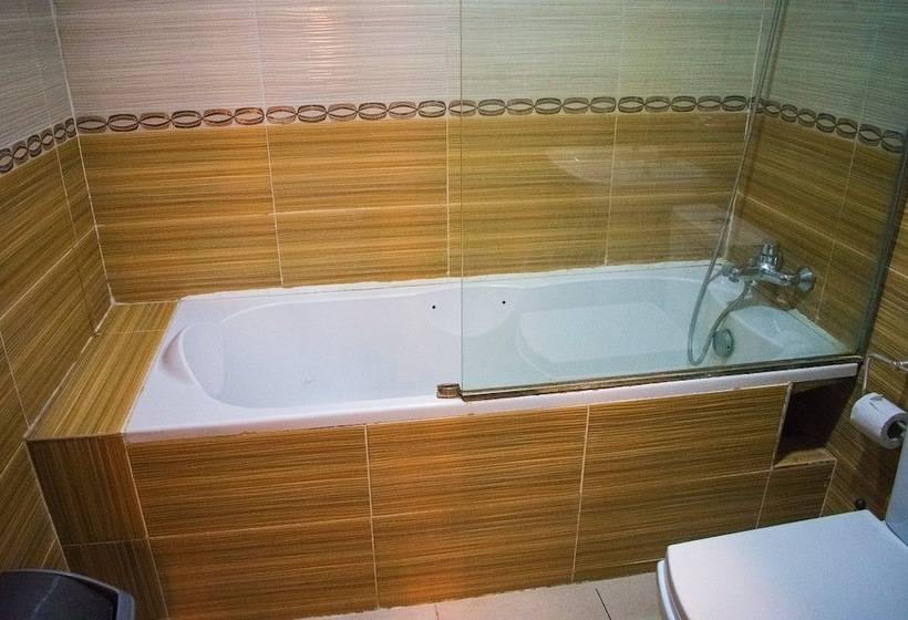 Maidaville Hotel And Suites