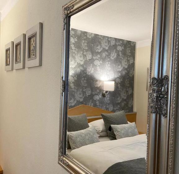 בית מלון כפרי Parseierblick