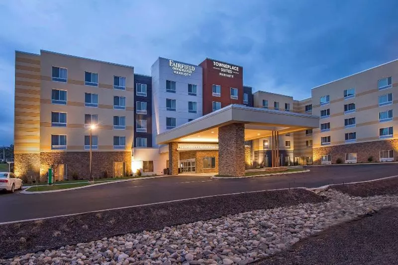 ホテル Towneplace Suites By Marriott Altoona