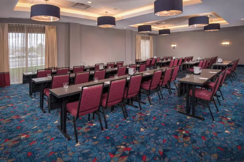 ホテル Towneplace Suites By Marriott Altoona
