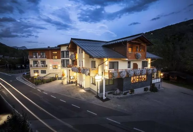 Hotelli Haus Zirngast