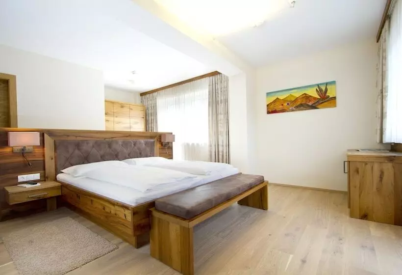 Hotelli Haus Zirngast