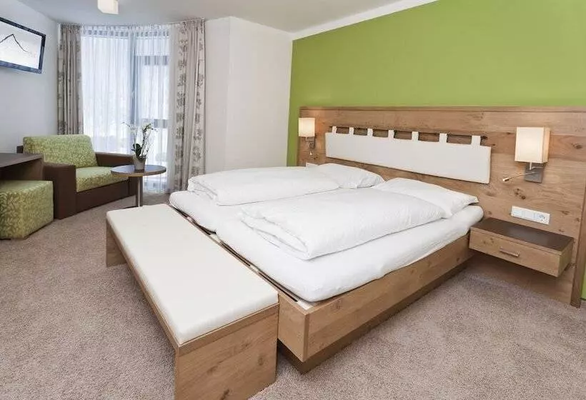 Hotelli Haus Zirngast