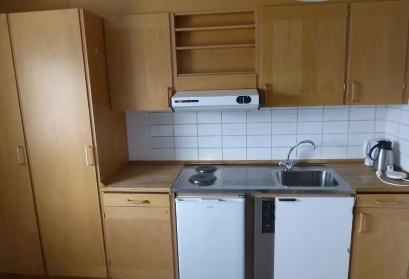 Icecap Hostel