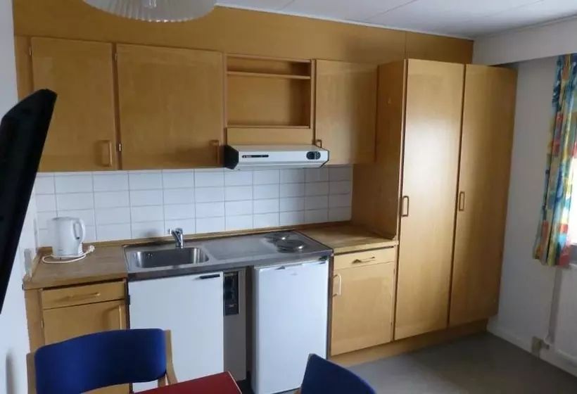Icecap Hostel