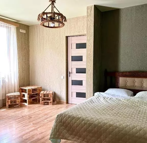 ベッドアンドブレックファースト Artsiv Guesthouse