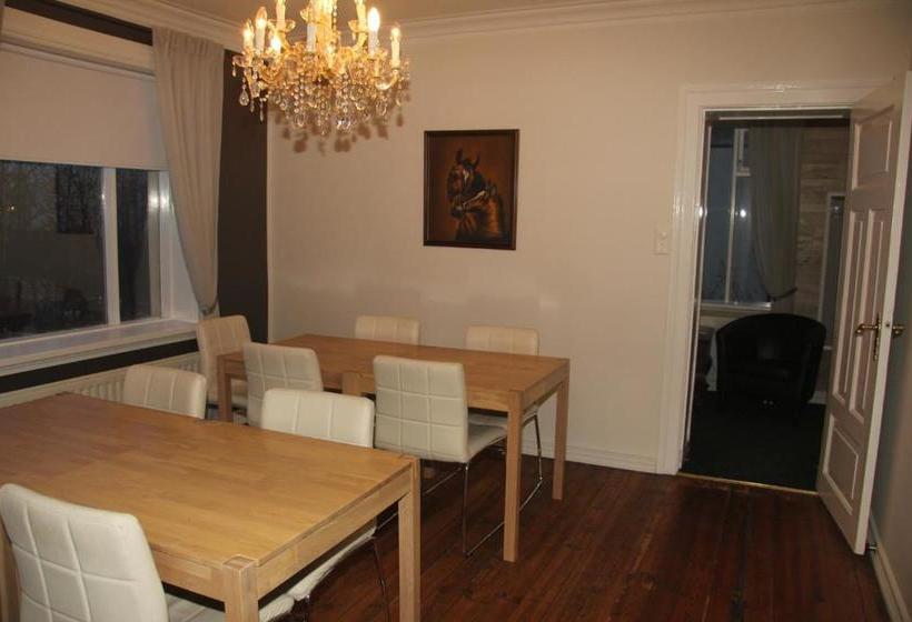 تختخواب و صبحانه Gula Villan Guesthouse