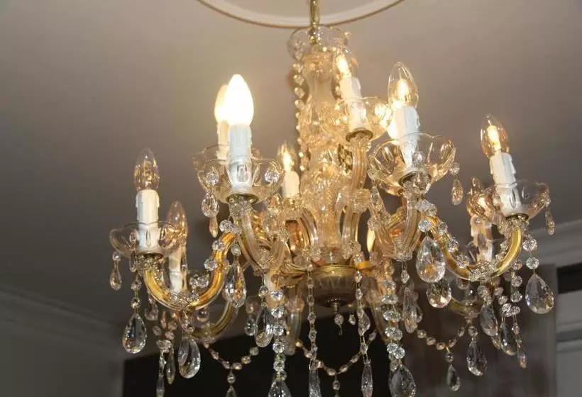 تختخواب و صبحانه Gula Villan Guesthouse