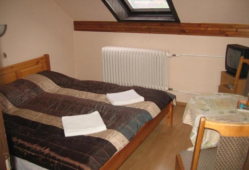 Bed and Breakfast Hattyú Fogadó