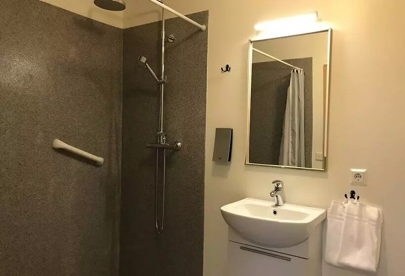 تختخواب و صبحانه Hvammstangi Guesthouse