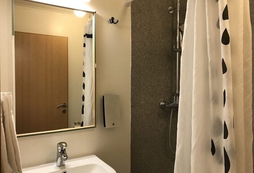 تختخواب و صبحانه Hvammstangi Guesthouse