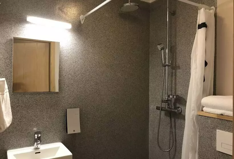 تختخواب و صبحانه Hvammstangi Guesthouse