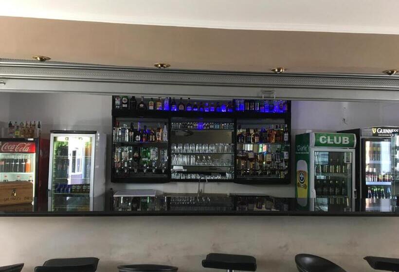 住宿加早餐 Kunta Kinte