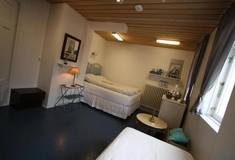 Dalvík Hostel Gimli