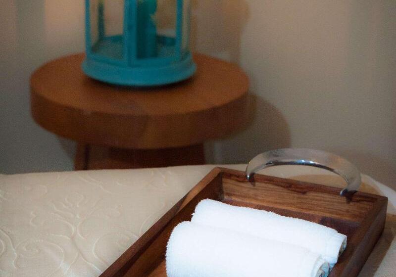 Hotel Acacia Premier