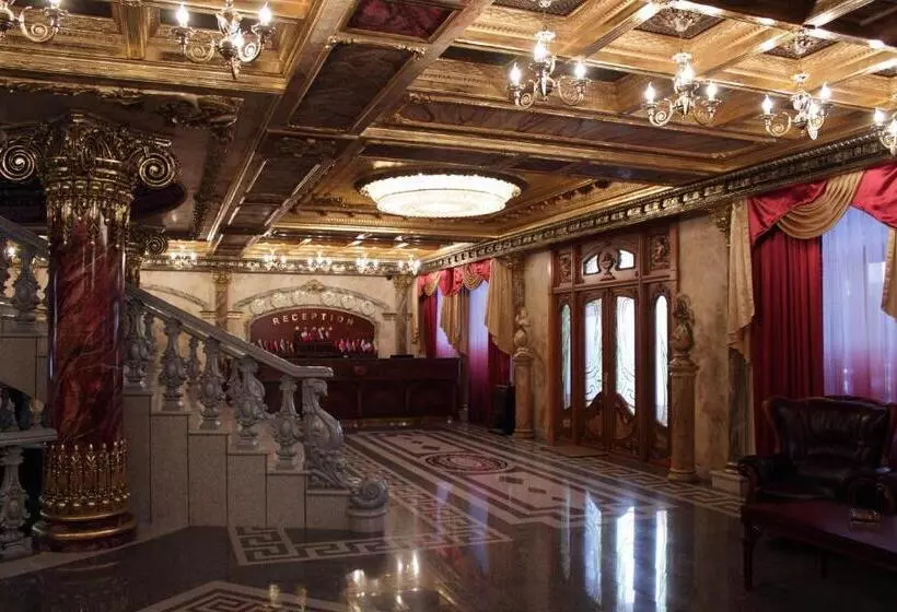 هتل Alexandrapol Palace