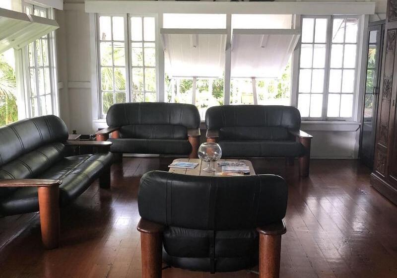 ホテル Five Princes